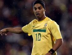 Ning焦点对战，塔图姆与40激战独行侠分钟，持续失利胜负难料！观众掌声雷动