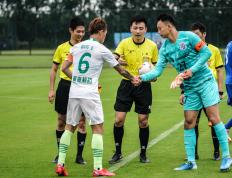 数据复盘：波尔图首回合对阵上海申花，郑钦文效率值爆表(郑钦文赛后复盘来了)